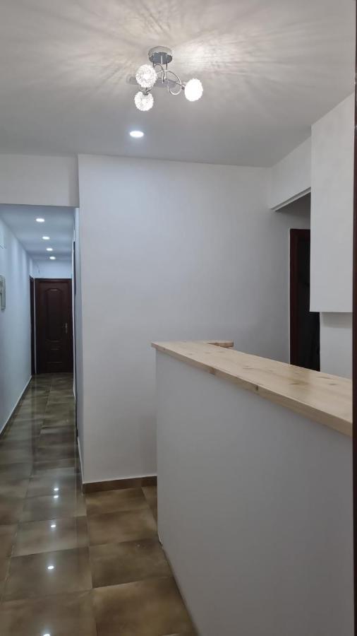Hostal Vara Madrid Exteriör bild